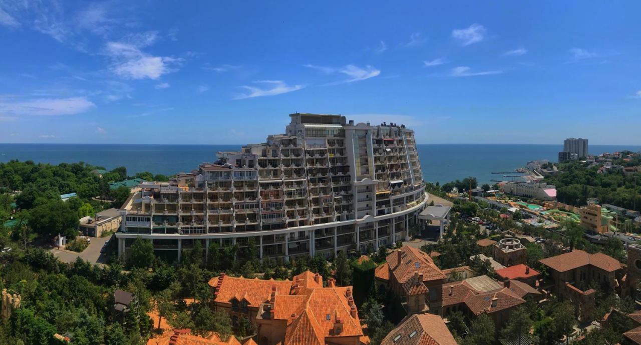 אודסה Gagarin Plaza Luxury Sea View Apartments מראה חיצוני תמונה