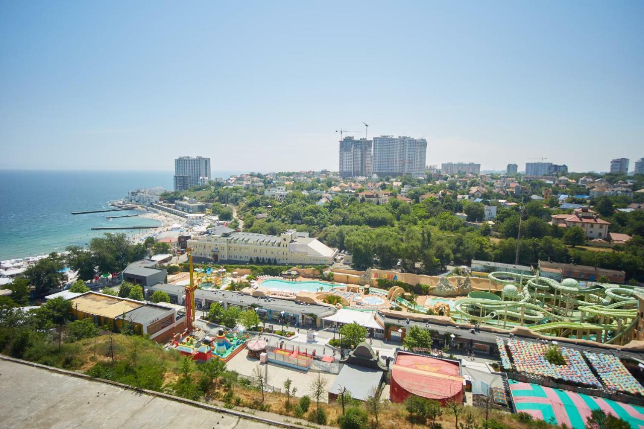 אודסה Gagarin Plaza Luxury Sea View Apartments מראה חיצוני תמונה