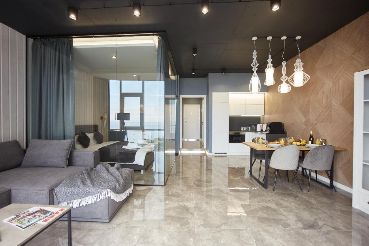 אודסה Gagarin Plaza Luxury Sea View Apartments מראה חיצוני תמונה